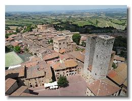 2011 05 20 San Gimignano - the oldest towers